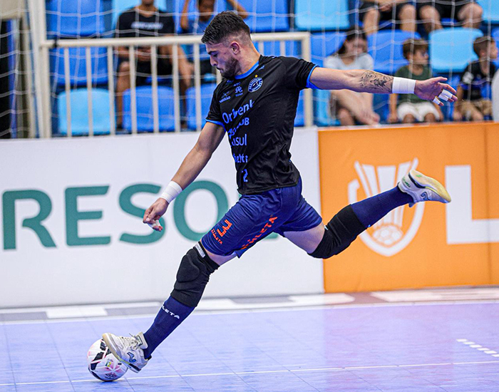 tubarao-encara-o-praia-clube-neste-sabado-pela-lnf