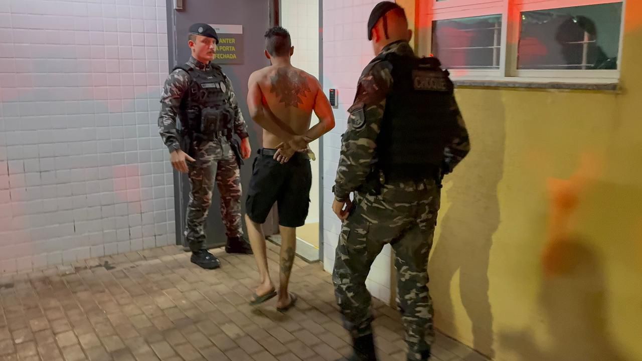 perseguicao-no-centro:-disparos-e-fuga-marcam-prisao-de-suspeitos-de-trafico-em-cascavel