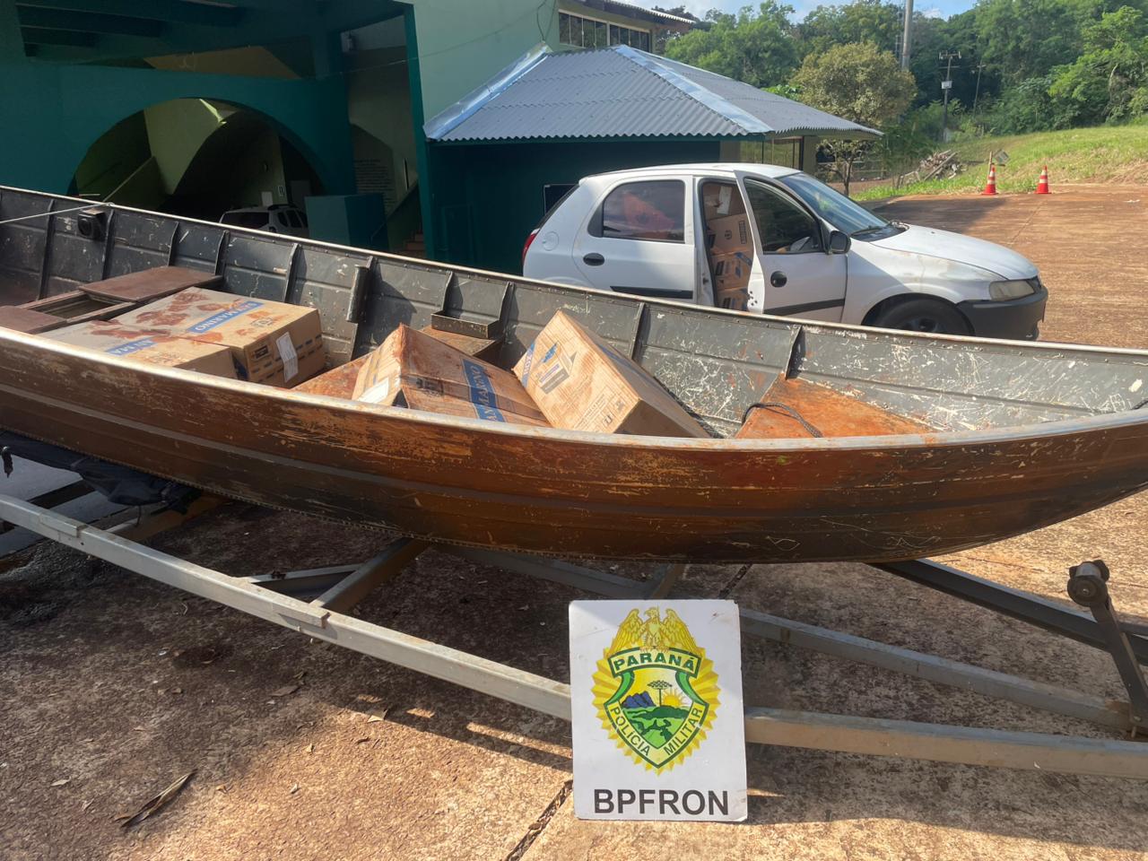 patrulhamento-fluvial-no-lago-de-itaipu-resulta-em-apreensao-de-barco,-carro-e-cigarros