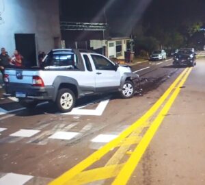 motorista-embriagado-e-preso-apos-acidente-no-centro-de-cascavel