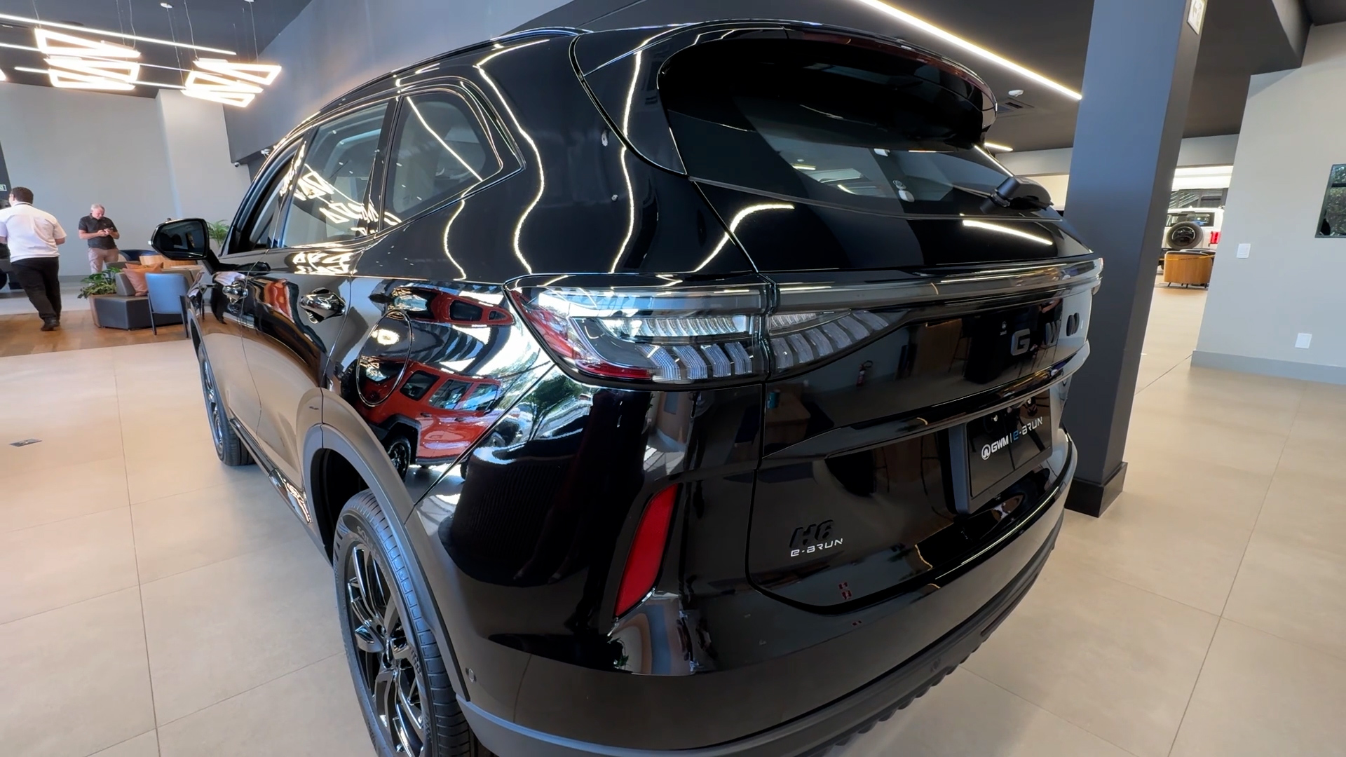 veiculos-hibridos-ganham-espaco-entre-motoristas-que-buscam-economia