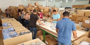 entrega-de-uniformes-comeca-com-atraso-e-sera-parcial-em-cascavel
