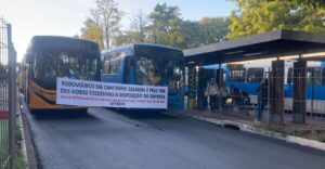 paralisacao-de-onibus-causa-transtornos-no-transporte-coletivo-de-foz-do-iguacu