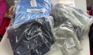 entrega-de-uniformes-na-rede-municipal-de-cascavel-comeca-com-atraso-e-itens-faltantes