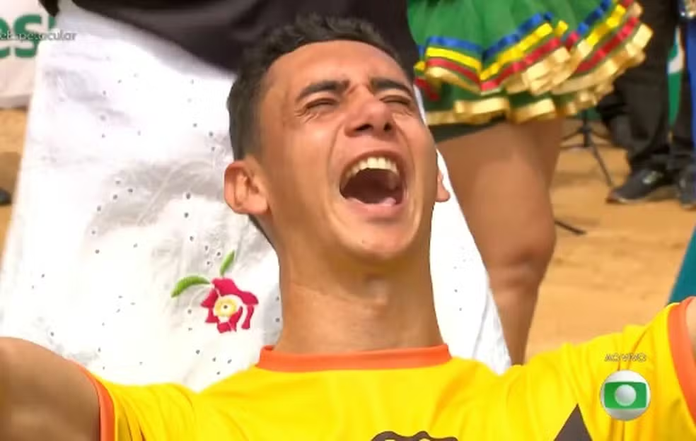 ramon-ganso,-de-mg,-fatura-a-quarta-temporada-do-golaco-da-varzea-do-esporte-espetacular