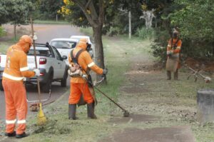 programa-sema-nos-bairros-leva-educacao-ambiental-e-servicos-ao-santos-dumont-em-cascavel