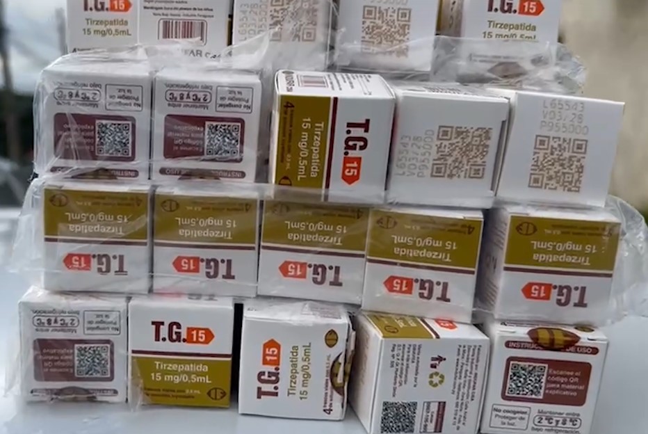 rotam-apreende-carga-de-vinhos-e-medicamentos-estrangeiros-na-br-277-em-cascavel