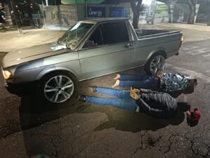 guarda-municipal-recupera-veiculo-furtado-e-prende-dois-homens-em-cascavel