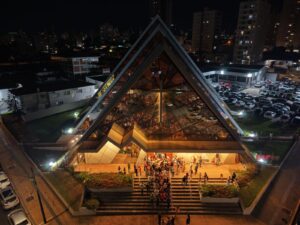 paroquia-nossa-senhora-de-fatima-celebra-jubileu-de-ouro-com-programacao-especial-em-cascavel