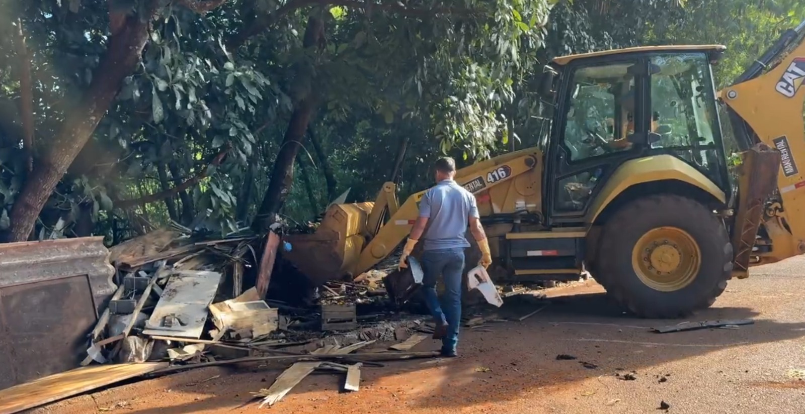 programa-“sema-nos-bairros”-leva-servicos-e-educacao-ambiental-ao-santos-dumont,-em-cascavel