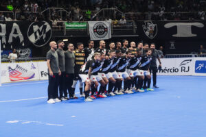 mais-de-14-mil-nas-arquibancadas-impulsionam-dominio-da-lnf-silver