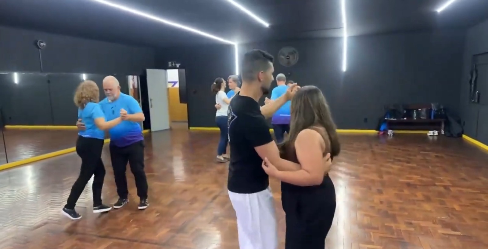 dia-internacional-da-danca-celebra-a-arte-e-os-beneficios-do-movimento