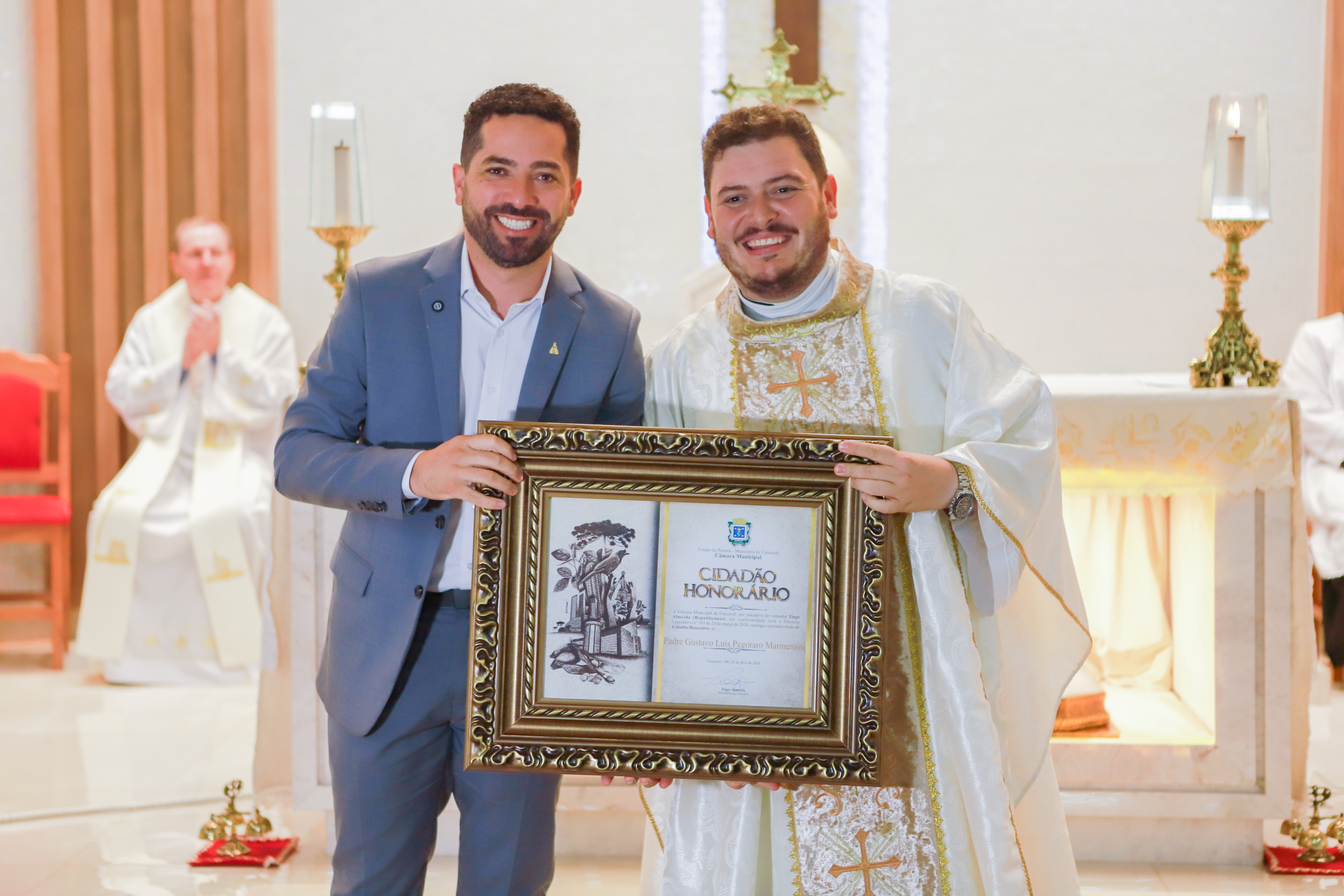 padre-gustavo-marmentini-se-torna-cidadao-honorario-em-solenidade-na-catedral