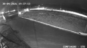 camera-registra-momento-de-grave-acidente-entre-carro-e-moto-na-br-277