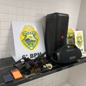 pm-apreende-armas-e-drogas-em-casa-de-eventos-no-bairro-santa-felicidade,-em-cascavel