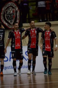goleadas,-empate-nos-ultimos-segundos-e-lideranca-dividida;-veja-como-foi-a- 4a-rodada-da-lnf