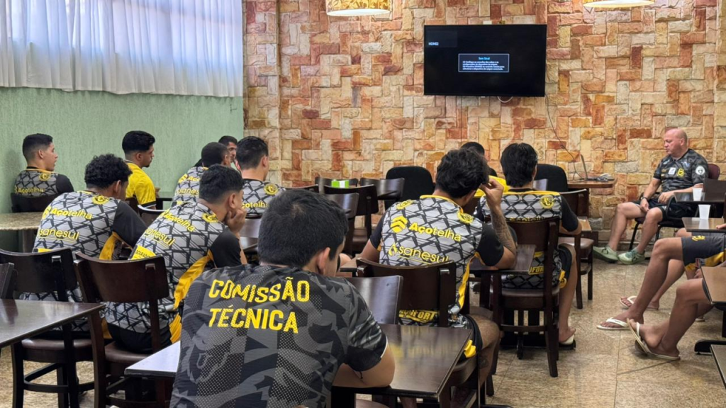 juventude-ag-tem-semana-de-viagens-e-jogos-por-duas-competicoes