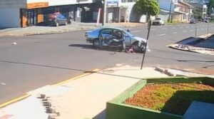 motociclista-fica-em-estado-gravissimo-apos-bater-contra-carro-em-cascavel
