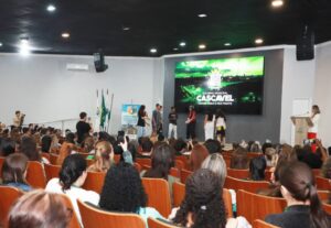 maio-laranja:-cascavel-promove-palestra-para-combater-violencia-sexual-infantil