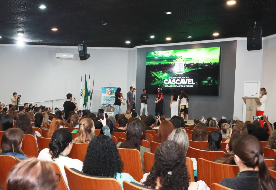 maio-laranja:-cascavel-promove-palestra-para-combater-violencia-sexual-infantil
