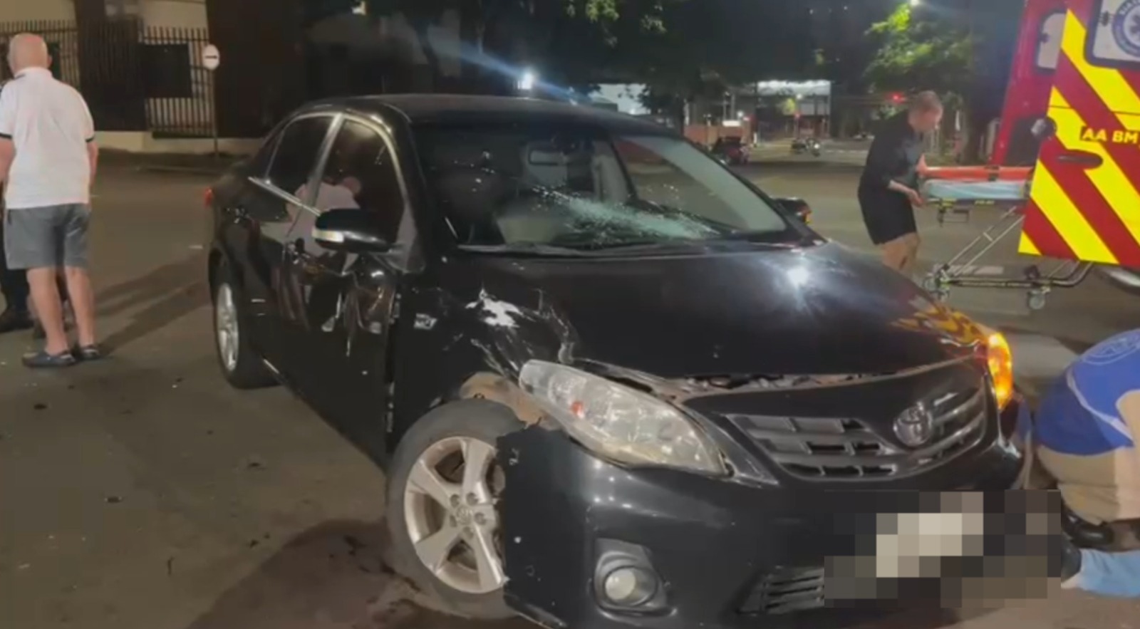 motociclista-fica-gravemente-ferido-em-acidente-em-cruzamento-de-cascavel
