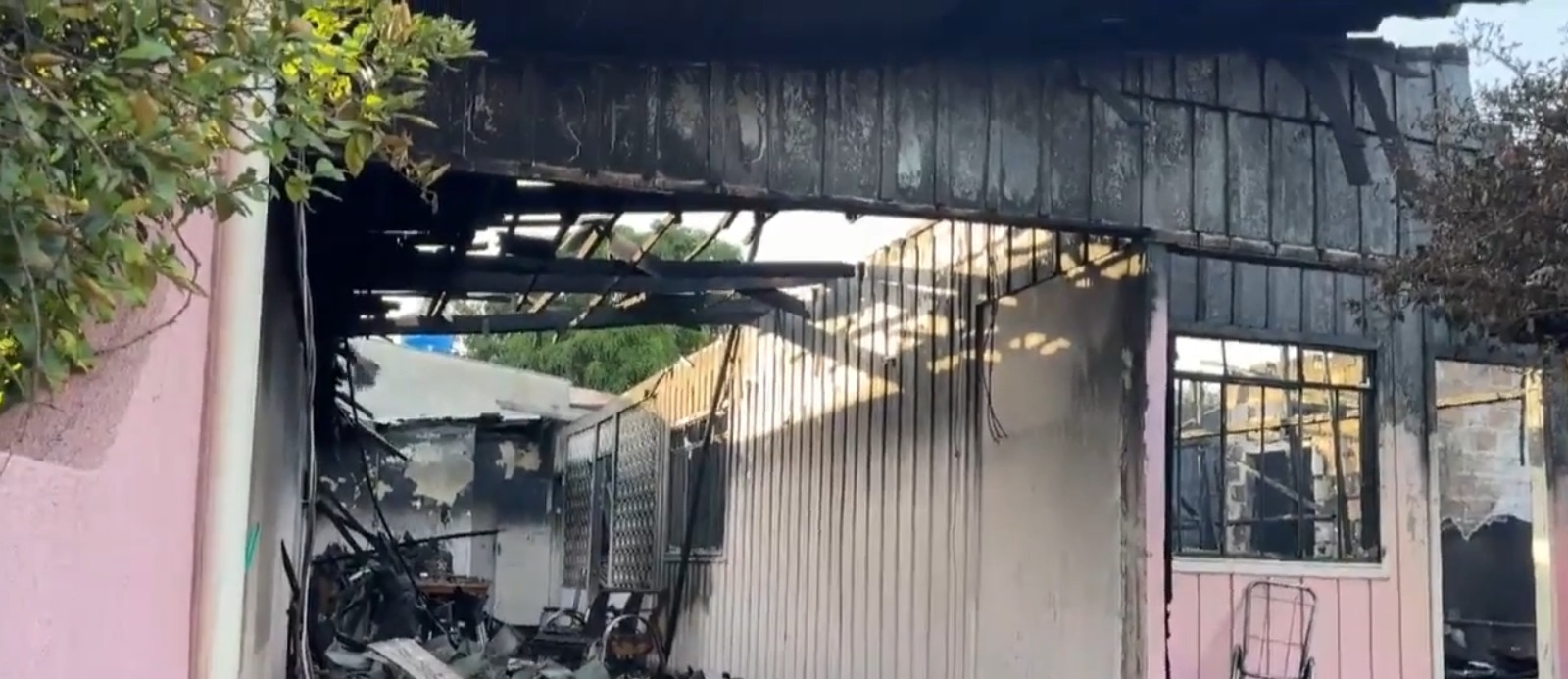 familia-que-perdeu-casa-em-incendio-recebe-ajuda-da-comunidade-em-cascavel