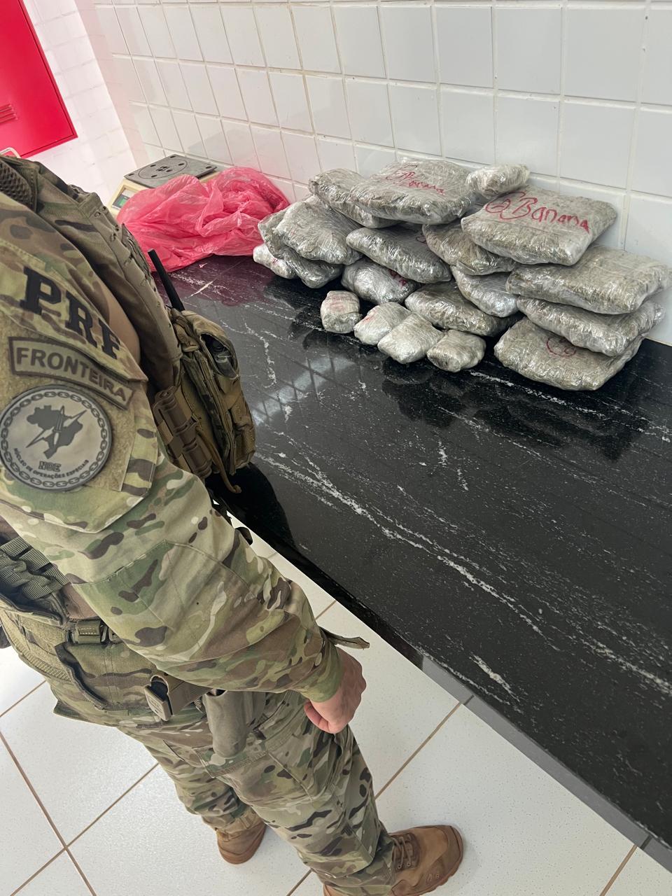 prf-prende-tres-estrangeiros-com-drogas-em-ocorrencias-simultaneas-em-lindoeste