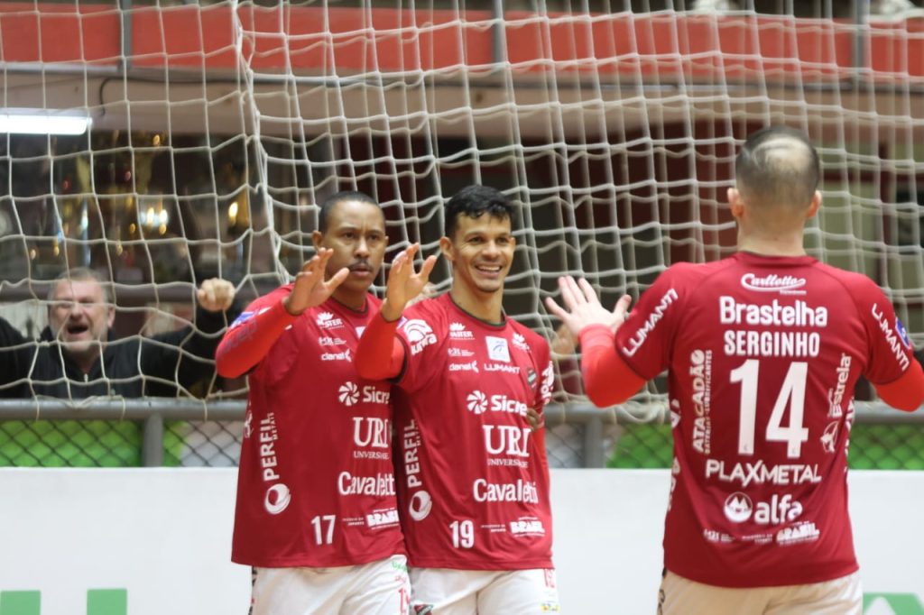 atlantico-vence-umuarama-e-sobe-para-a-4a-colocacao-da-lnf-cresol-2026