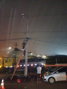 copel-conclui-substituicao-de-poste-e-normaliza-fornecimento-de-energia-em-cascavel