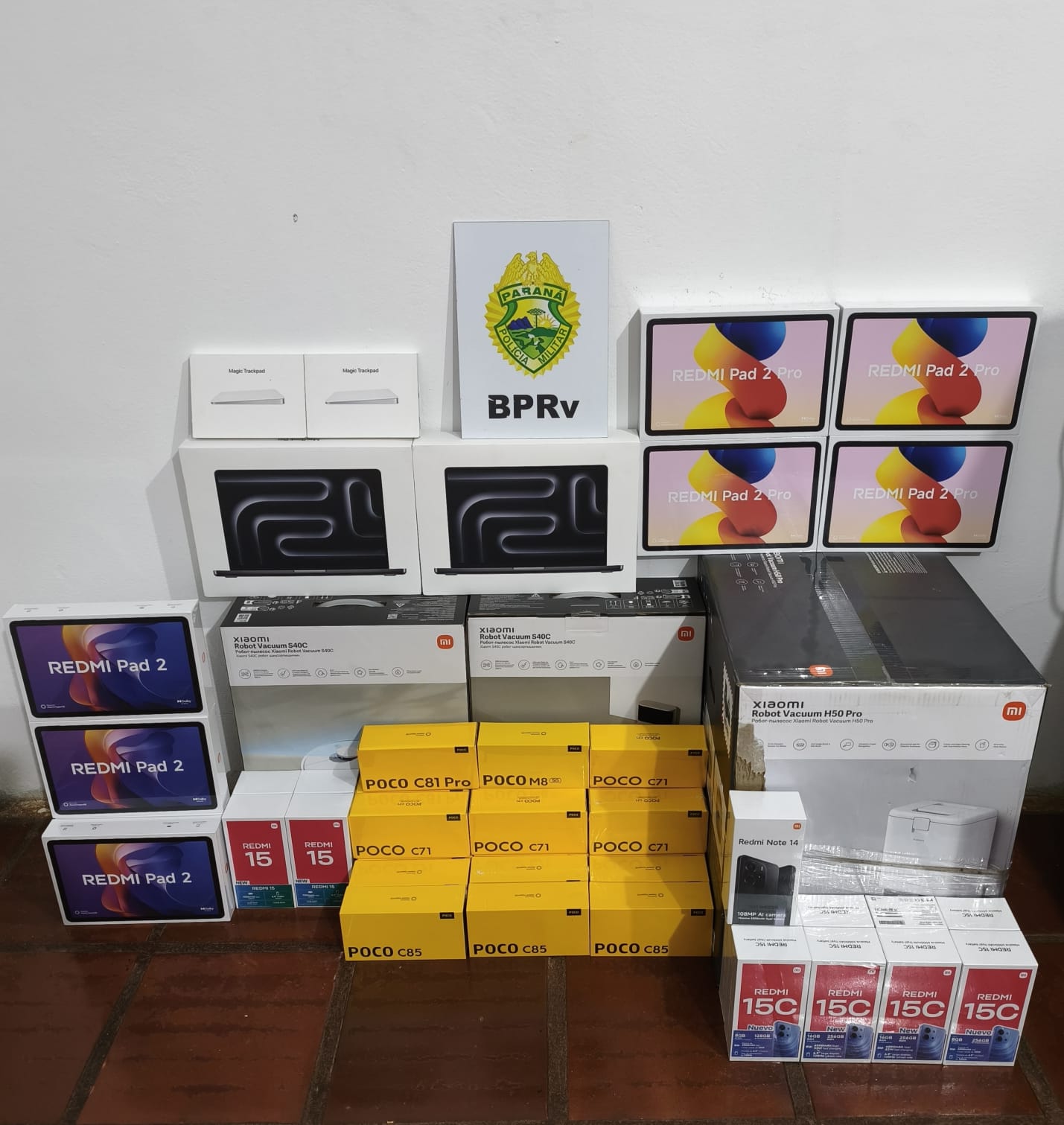 pre-apreende-r$-103-mil-em-eletronicos-de-origem-estrangeira-na-pr-585