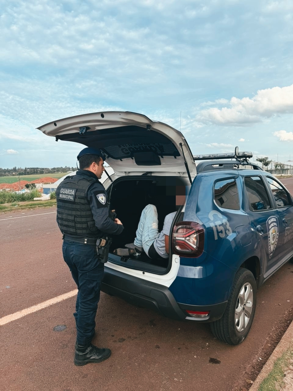 homem-e-preso-apos-agredir-e-ameacar-a-companheira-em-cascavel
