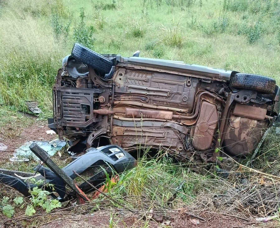 jovem-de-18-anos-morre-apos-carro-atingir-arvore-na-pr-495,-em-missal