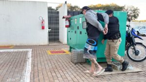 jovem-e-preso-por-trafico-de-drogas-no-jardim-quebec-em-cascavel