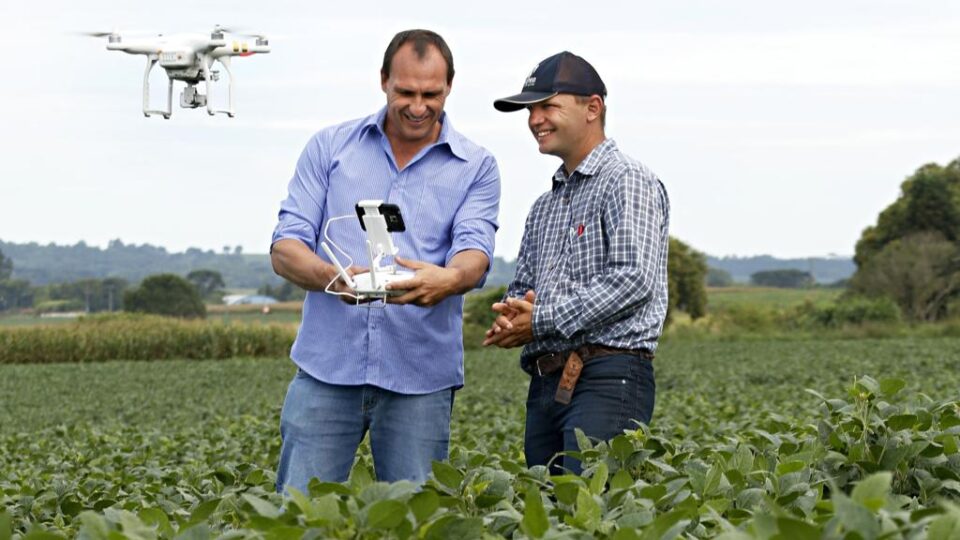 startups-paranaenses-unem-ciencia-e-tecnologia-para-mudar-o-futuro-do-agronegocio