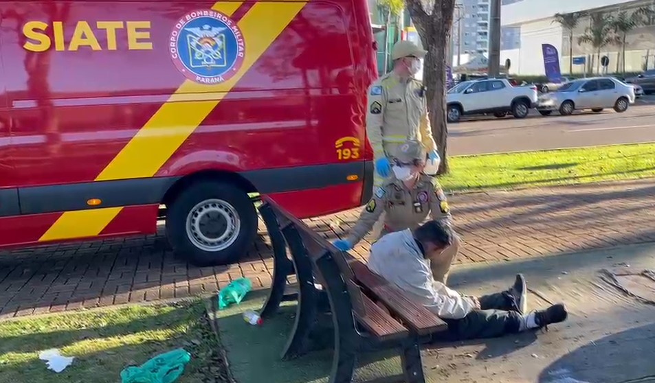 homem-ferido-e-socorrido-em-parquinho-infantil-em-cascavel