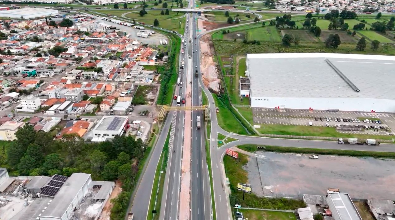 rodovias-do-parana-sustentam-recordes-de-exportacao