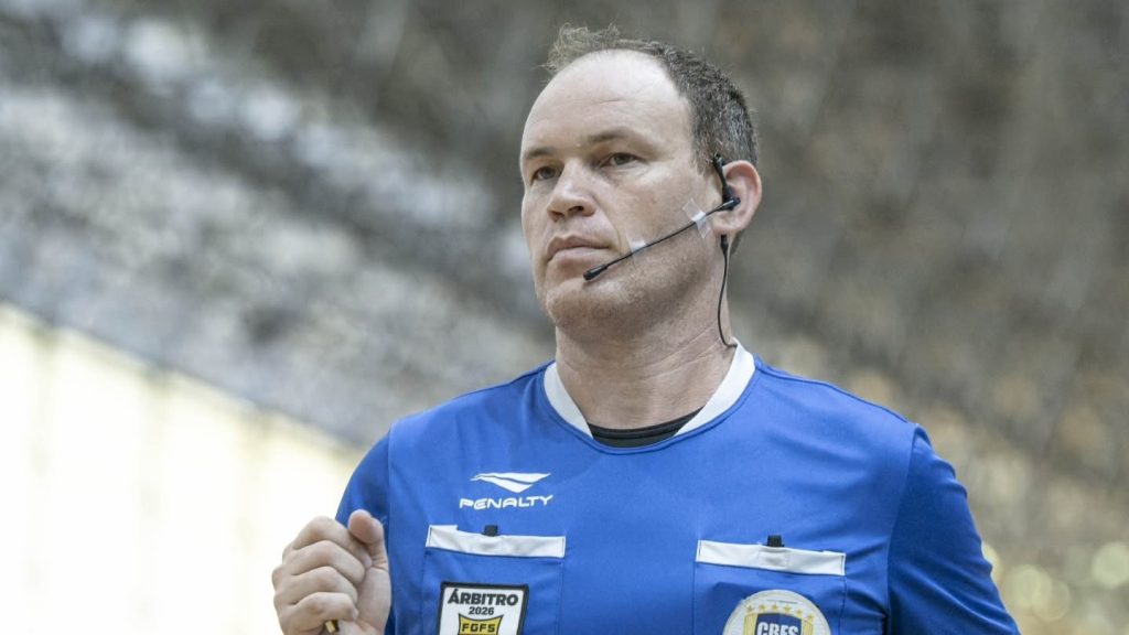 arbitro-gramadense-tales-wazlawick-estreia-na-liga-nacional-de-futsal