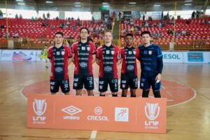 campo-mourao-enfrenta-o-lider-joinville-neste-domingo-pela-lnf-cresol