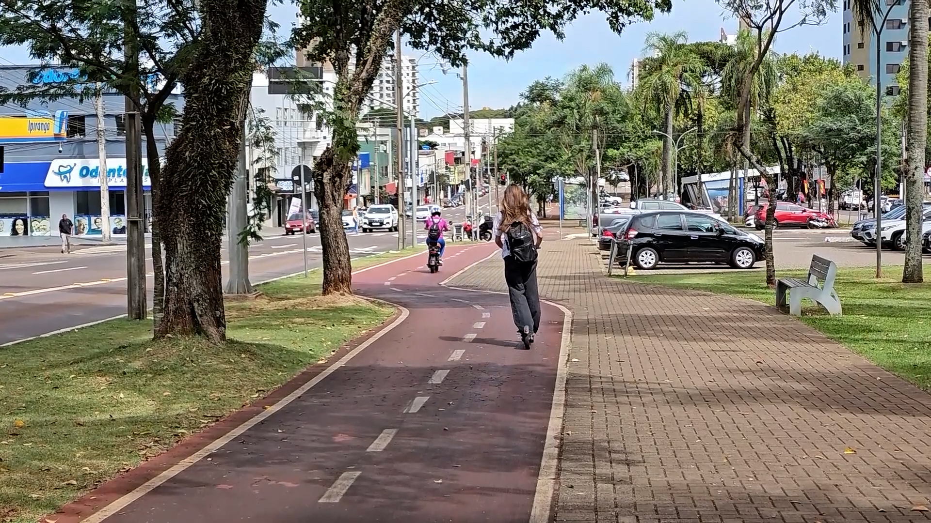 agora-e-lei:-cascavel-regulamenta-circulacao-de-veiculos-eletricos