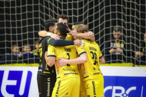 jaragua-goleia-o-sao-jose-por-5-a-0-e-mantem-boa-fase-na-lnf-cresol