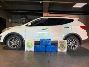 acao-entre-bpfron-e-policia-federal-apreende-quase-50-kg-de-maconha-em-guaira