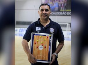 deividy-hadson-renova-contrato-com-o-cascavel