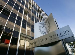 casal-condenado-por-maus-tratos-a-crianca-adotada-deve-pagar-indenizacao-e-pensao