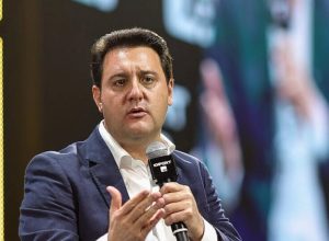 ratinho-junior-muda-postura-e-da-sinais-mais-claros-de-que-tentara-ser-presidente