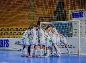 umuarama-e-superado-pelo-russo-preto-na-estreia-da-copa-sul