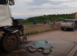 engavetamento-na-br-163-em-lindoeste-deixa-um-morto-e-cinco-feridos