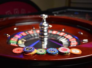 etapa-final-do-campeonato-paranaense-de-poker-movimenta-foz-do-iguacu-e-define-campeao-de-2025
