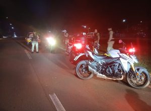 homem-embriagado-foge-de-blitz,-causa-acidente-e-e-preso-em-cascavel