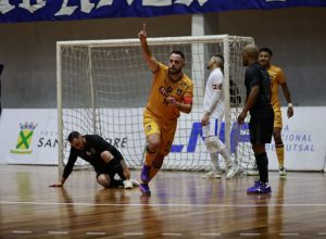 magnus-vence-o-santo-andre-e-abre-vantagem-nas-oitavas-de-final-da-lnf-cresol-2025