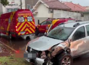 idoso-morre-a-caminho-do-hospital-apos-se-envolver-em-acidente-em-cascavel